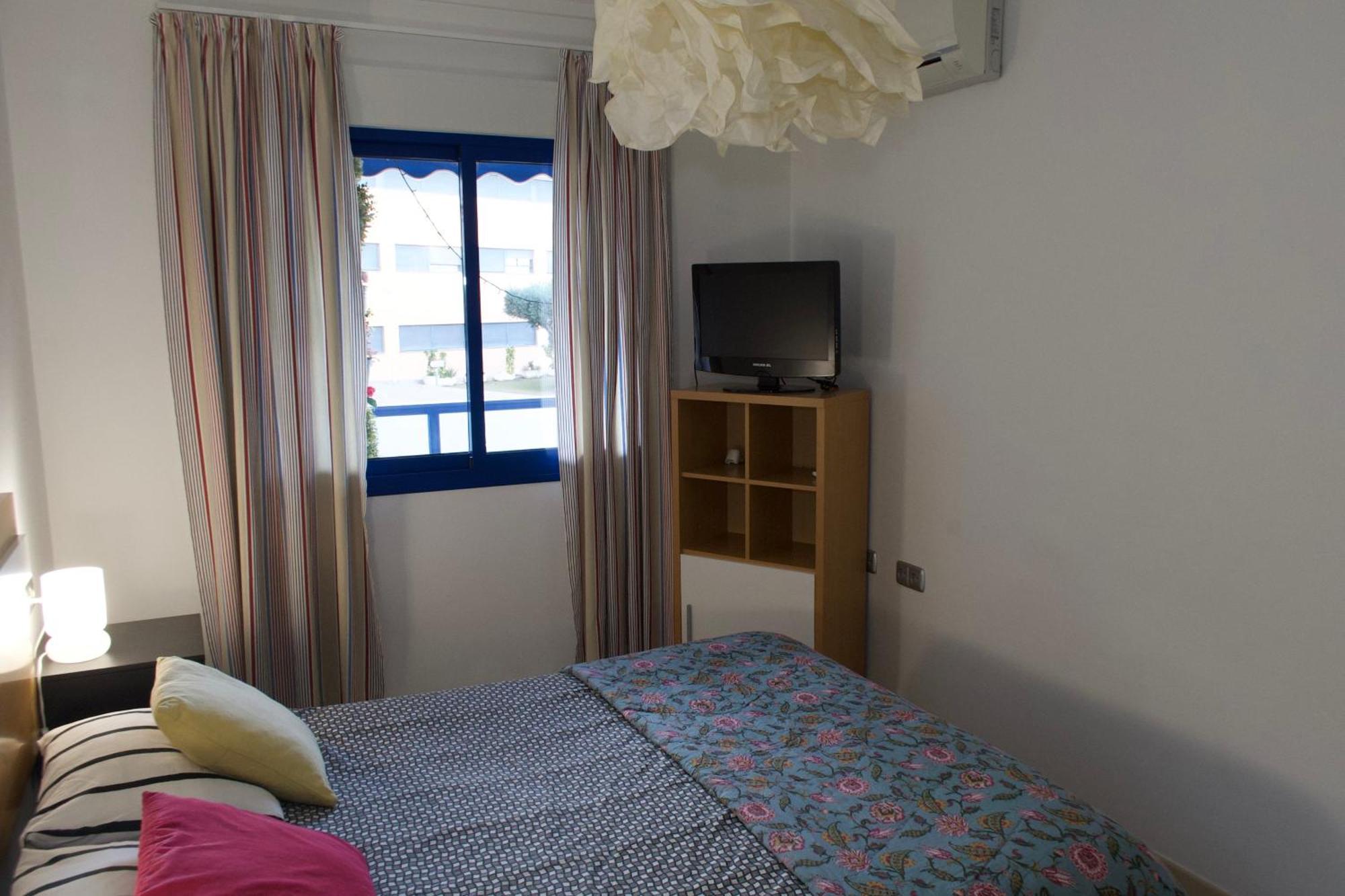 Alicante Apartments Kültér fotó