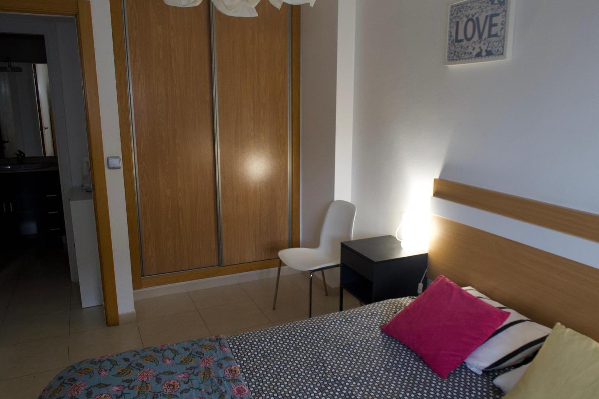 Alicante Apartments Kültér fotó