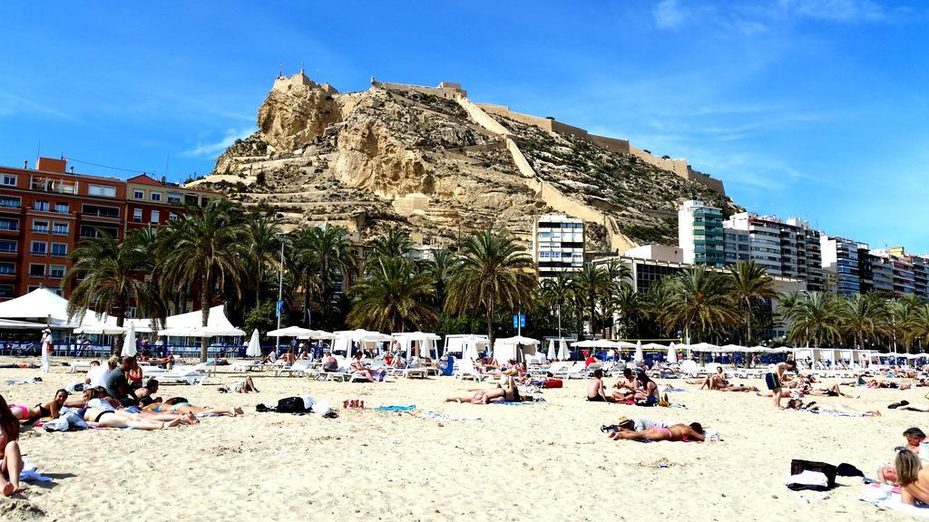 Alicante Apartments Kültér fotó