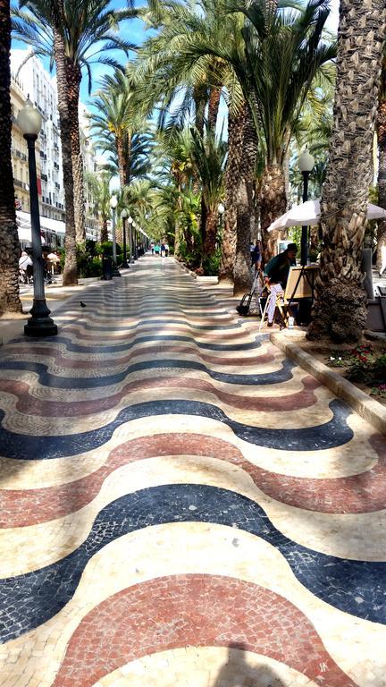 Alicante Apartments Kültér fotó